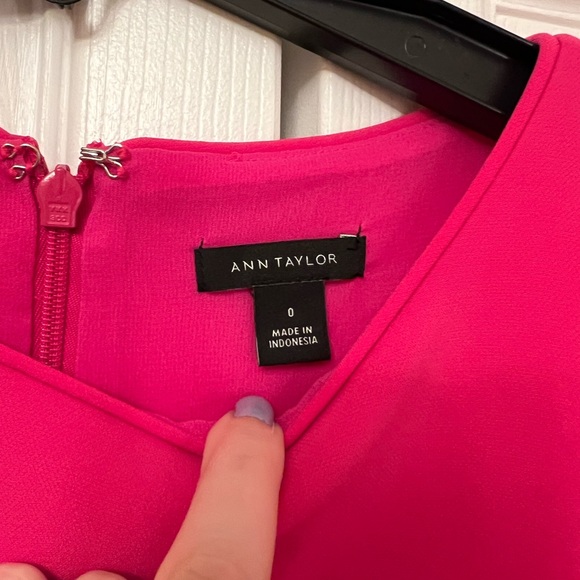 Ann Taylor Crew Neck Short Sleeve Flare Dress in Hot Pink - Picture 2 of 8